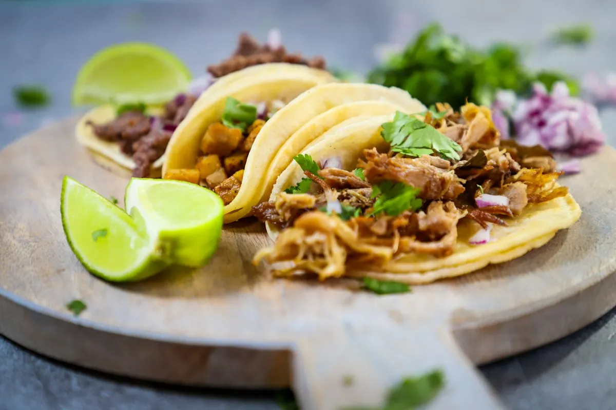 Tacos de Palta y Frijoles